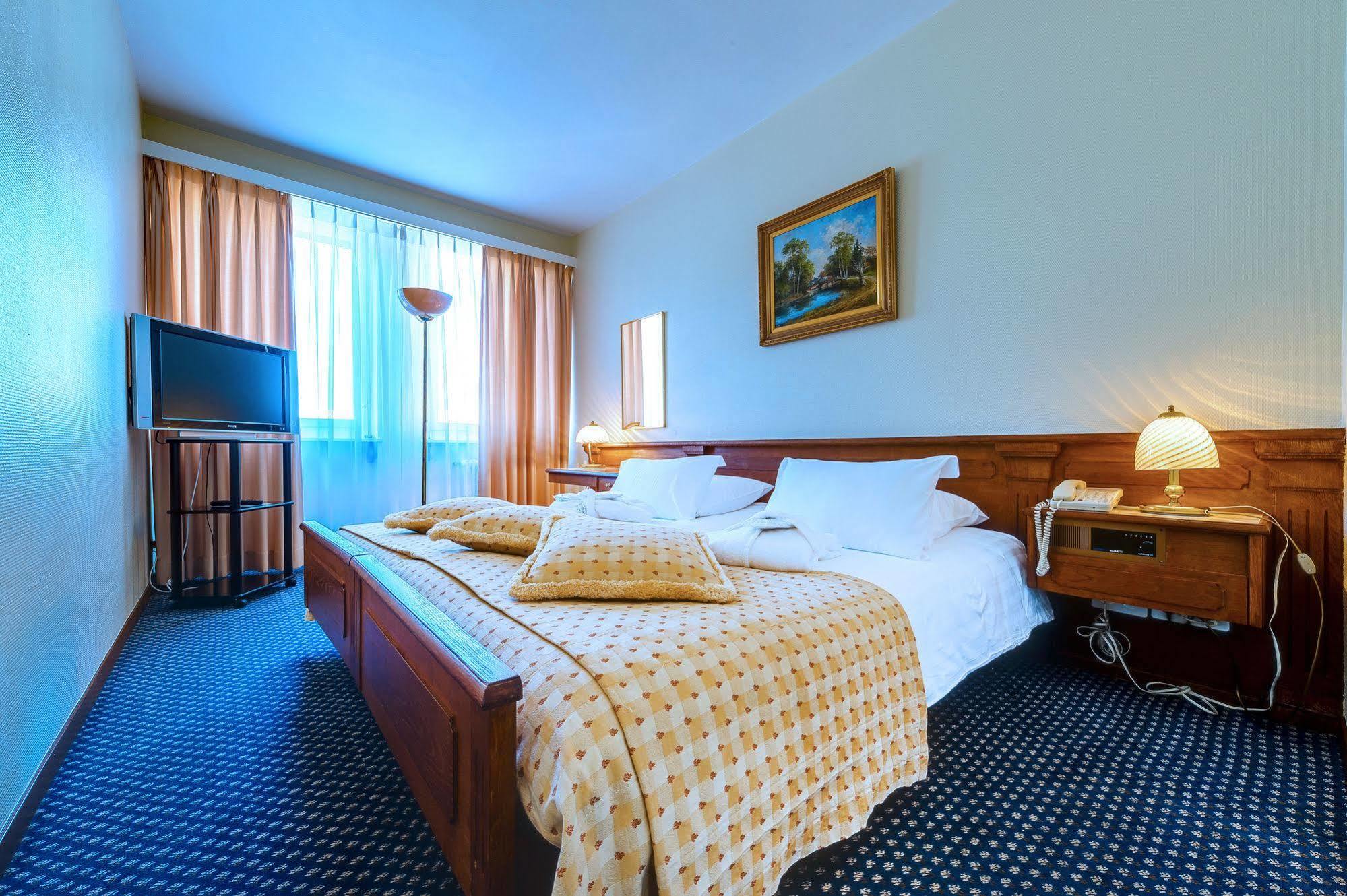 Hotel Century Женева Екстер'єр фото